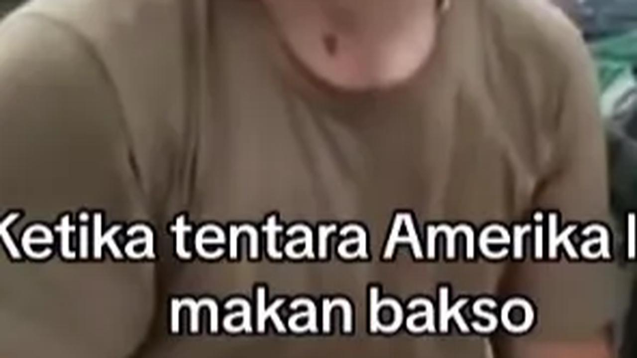 Momen unik itu pun diabadikan oleh salah satu prajurit dan diunggah pada akun Instagram @para.abi.negara.news beberapa waktu lalu.