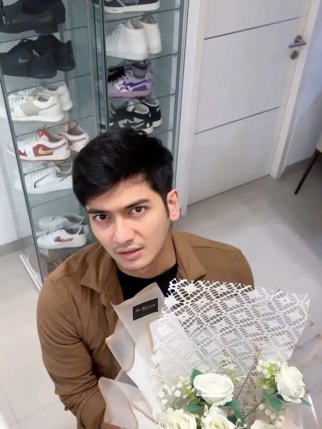 7 Potret Rumah Teuku Ryan, Penuh Nuansa Kesederhanaan