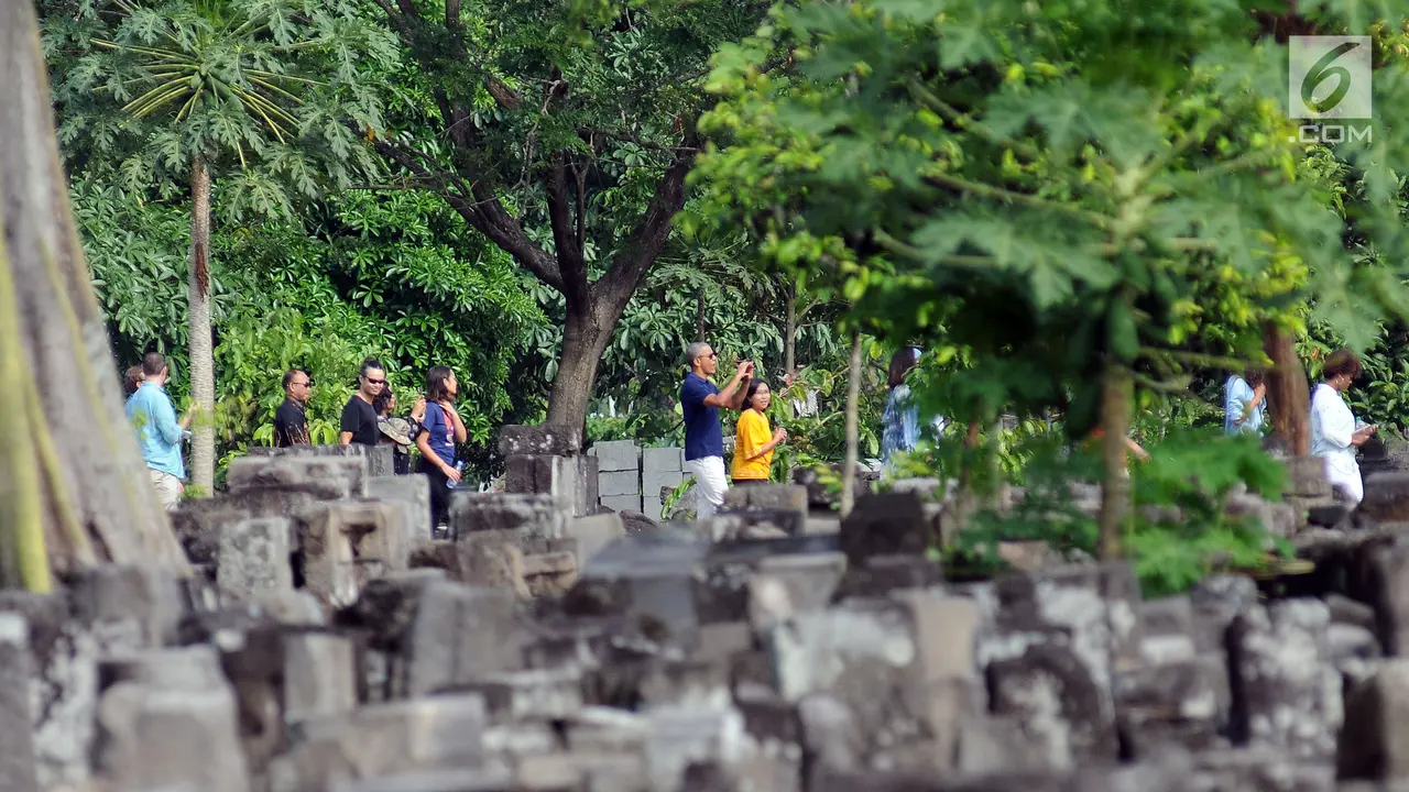 Obama Kunjungi Candi Prambanan