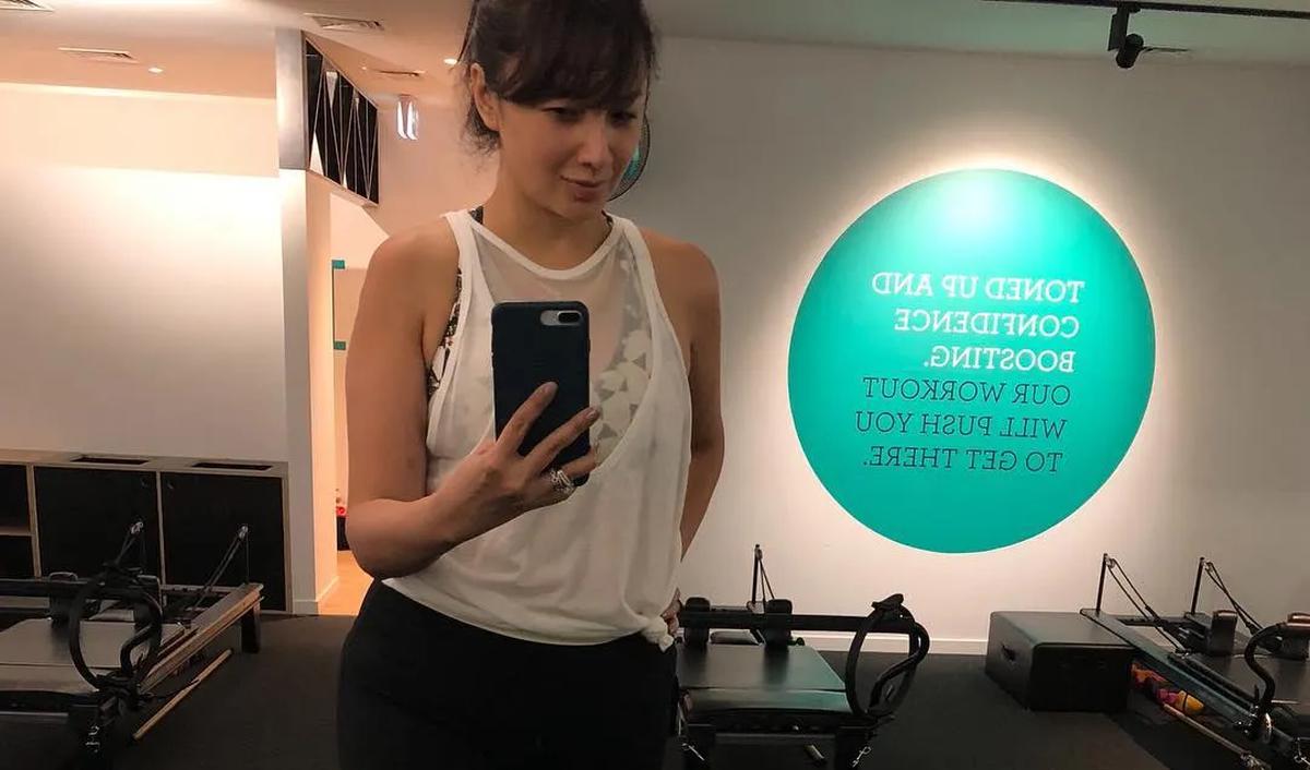 Penampilan Tata Cahyani selalu mencuri perhatian netizen. Potretnya dipuji cantik.<br>