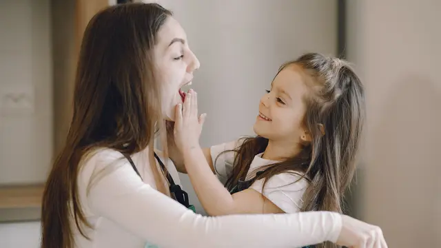 Mulai dari Kebiasaan Sederhana, Ini Cara Menerapkan Panda Parenting pada Anak