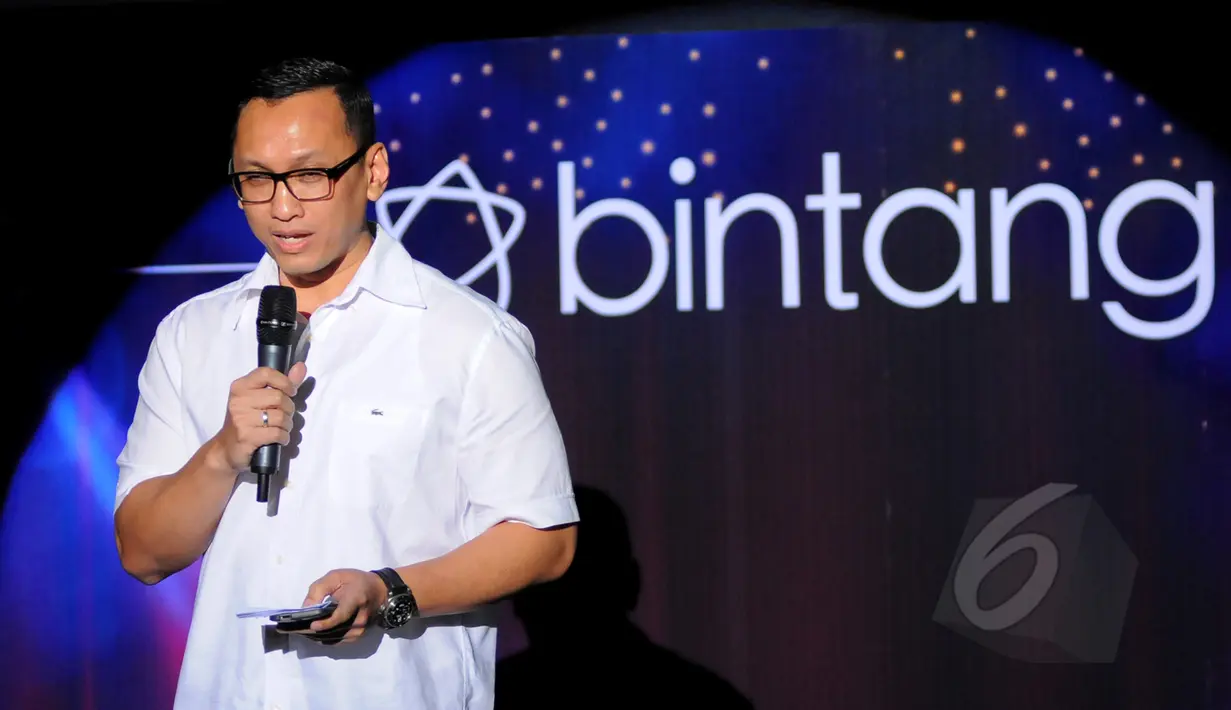 Prami Rachmiadi selaku Chief Marketing Officer PT KMK saat memberikan sambutan dalam  syukuran Bintang.com di lantai 8 SCTV Tower, Jakarta, Jumat (20/3/2015). (Liputan6.com/Faisal R Syam)