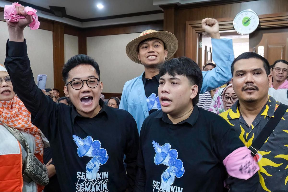 FOTO: Delpedro CS Divonis Bebas dalam Kasus Dugaan Penghasutan Demonstrasi Agustus 2025