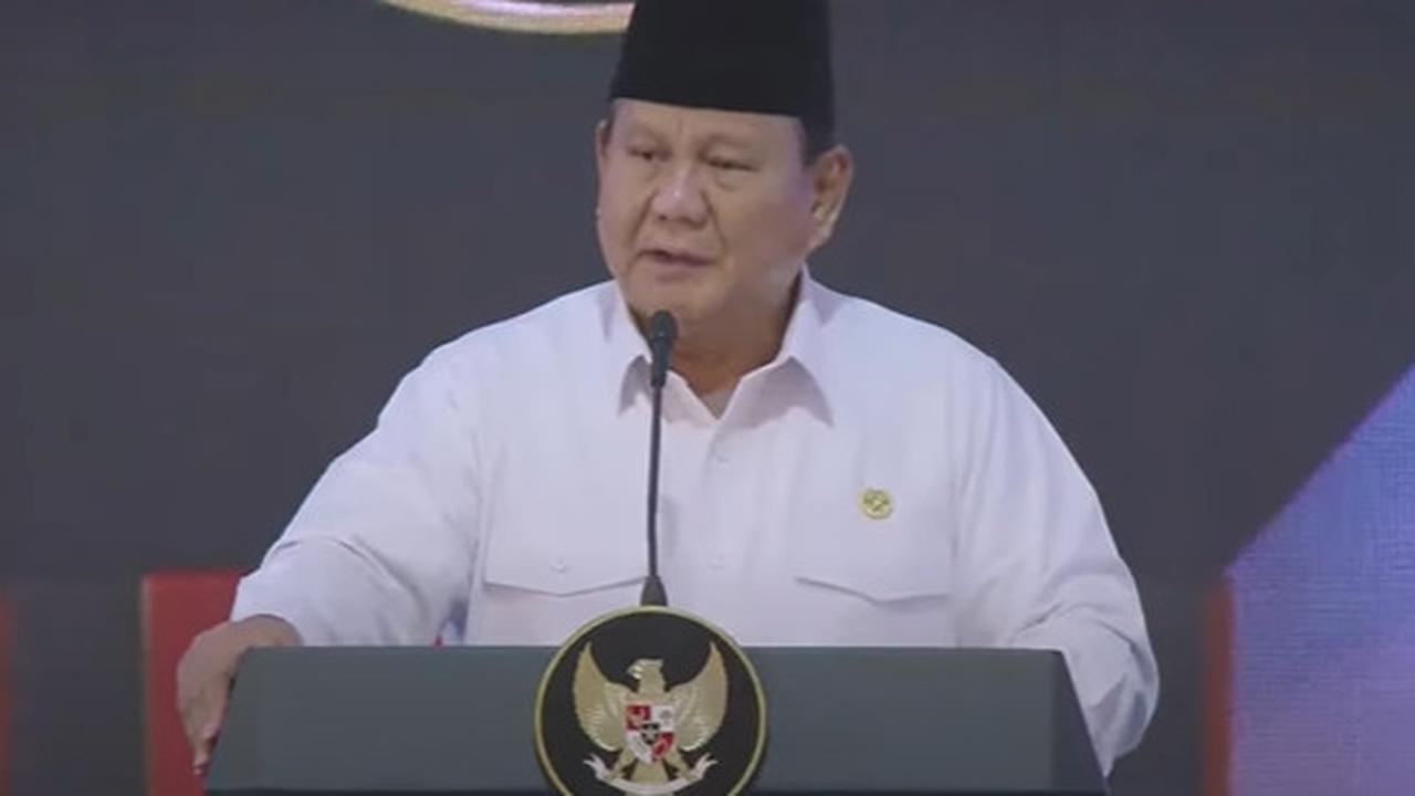 Satu Istana Ketawa dan Tepuk Tangan saat Pidato Prabowo sebut Jaksa Agung ST Burhanuddin: Lagi Ngejar-ngejar Orang!