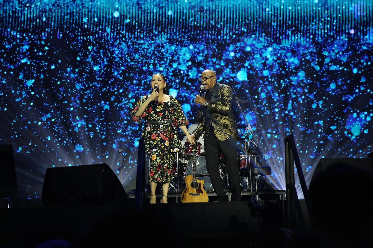 FOTO: Nostalgia Musik 90an Menghangatkan Panggung 90s Intimate 2nd Edition