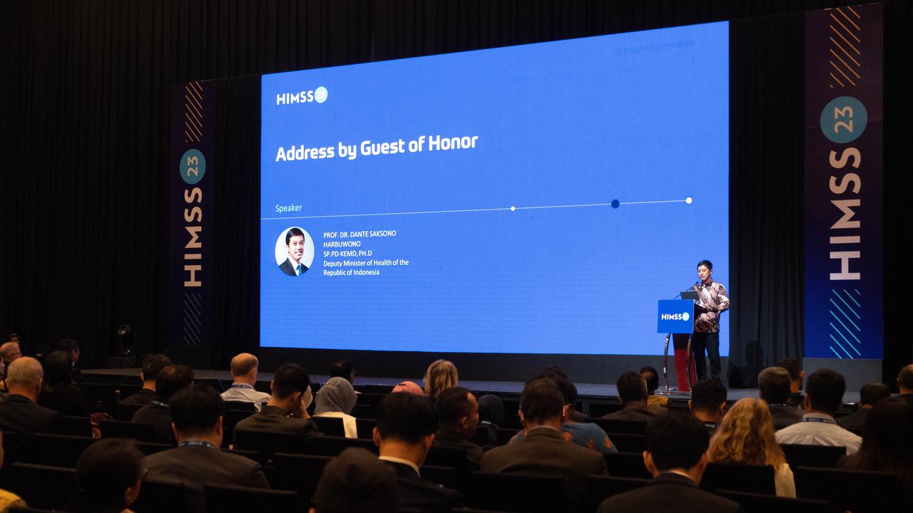 Wamenkes Dante bicara tentang teknologi yang membantu meningkatkan pelayanan kesehatan. (Dok HIMSS23 APAC)