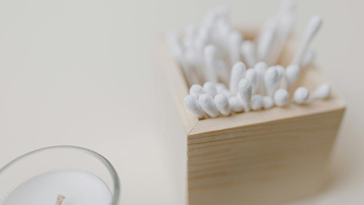 4 Bahaya Tersembunyi Cotton Bud yang Jarang Disadari
