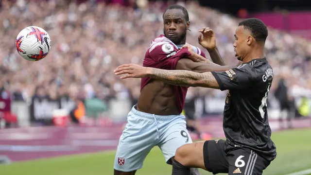 Foto: Bukayo Saka Gagal Penalti, Arsenal Kembali Terpeleset di Kandang West Ham, Siap-siap Ditikung Man City