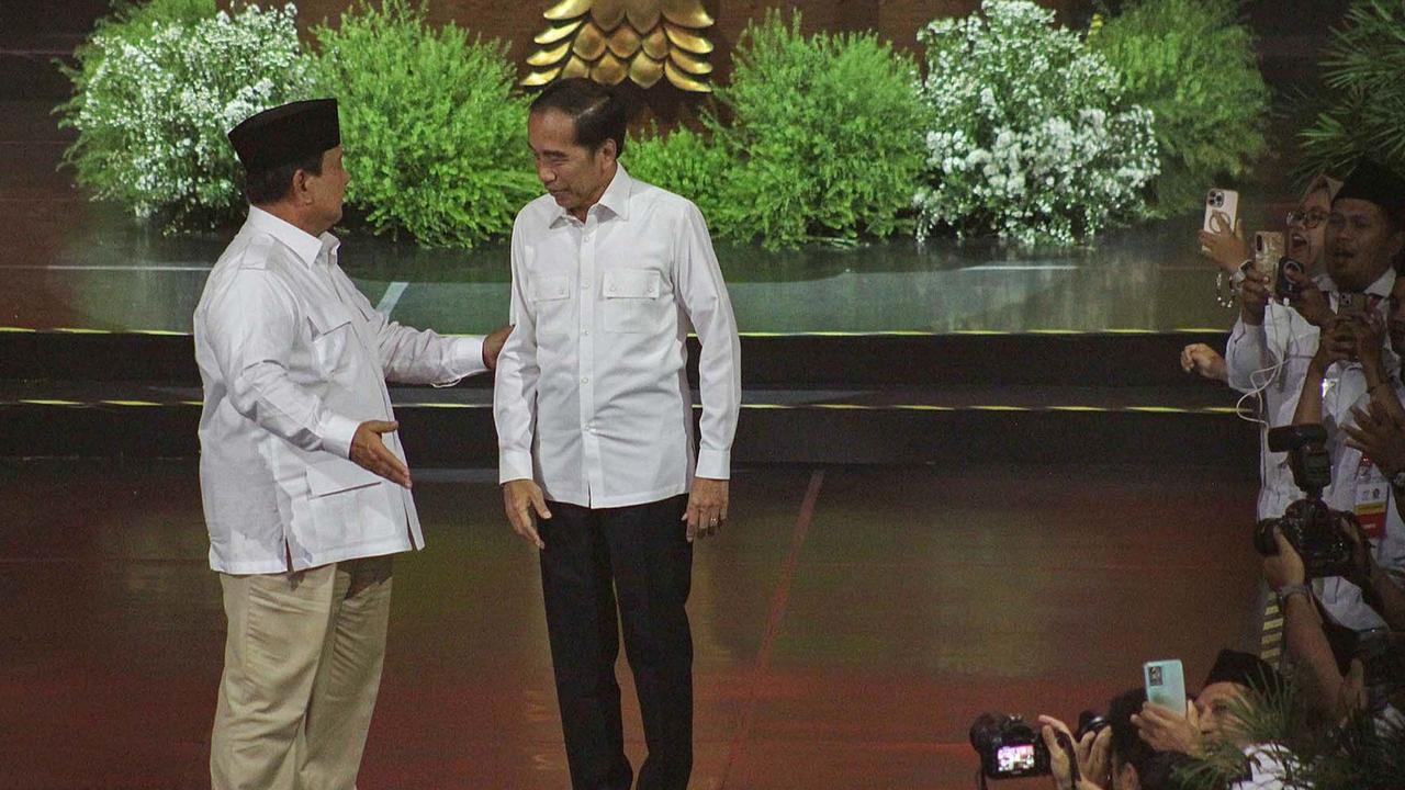 VIDEO: Prabowo Emosi Dibilang Presiden Dikendalikan Jokowi, Matikan Mic Keluarkan Satu Kata!