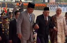 Momen Prabowo Subianto Gandeng Wapres Ma'ruf Amin saat Naiki Anak Tangga, Penuh Kehangatan