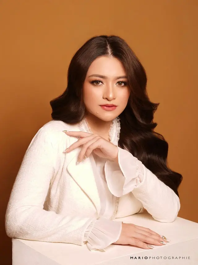 Nathalie Holscher menanggapi pujian Sule padanya