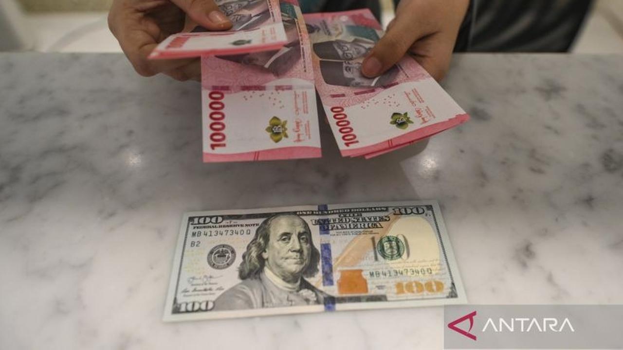 Indef: Kredibilitas Fiskal dan Stabilitas Moneter Kunci Jaga Stabilitas Rupiah