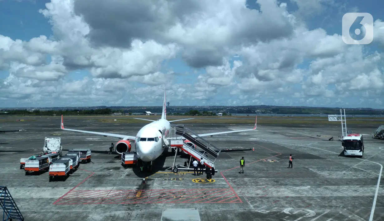 Namun pemulihan masih terbatas pada beberapa bandara. (Liputan6.com/Helmi Fithriansyah)