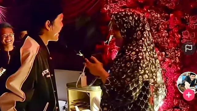 Gus Iqdam dan Ning Nila ultah 2