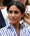 Meghan Markle bisa dibilang tak melakukan hal yang salah. Namun ia tetap merasa malu melihat apa yang dilakukan oleh sang ayah. (GETTY IMAGES-CLIVE MASON-Cosmopolitan)