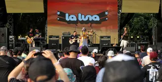 La Luna di panggung The 90's Festival, Sabtu (11/8/2024). [Foto: Adrian Putra/Fimela]