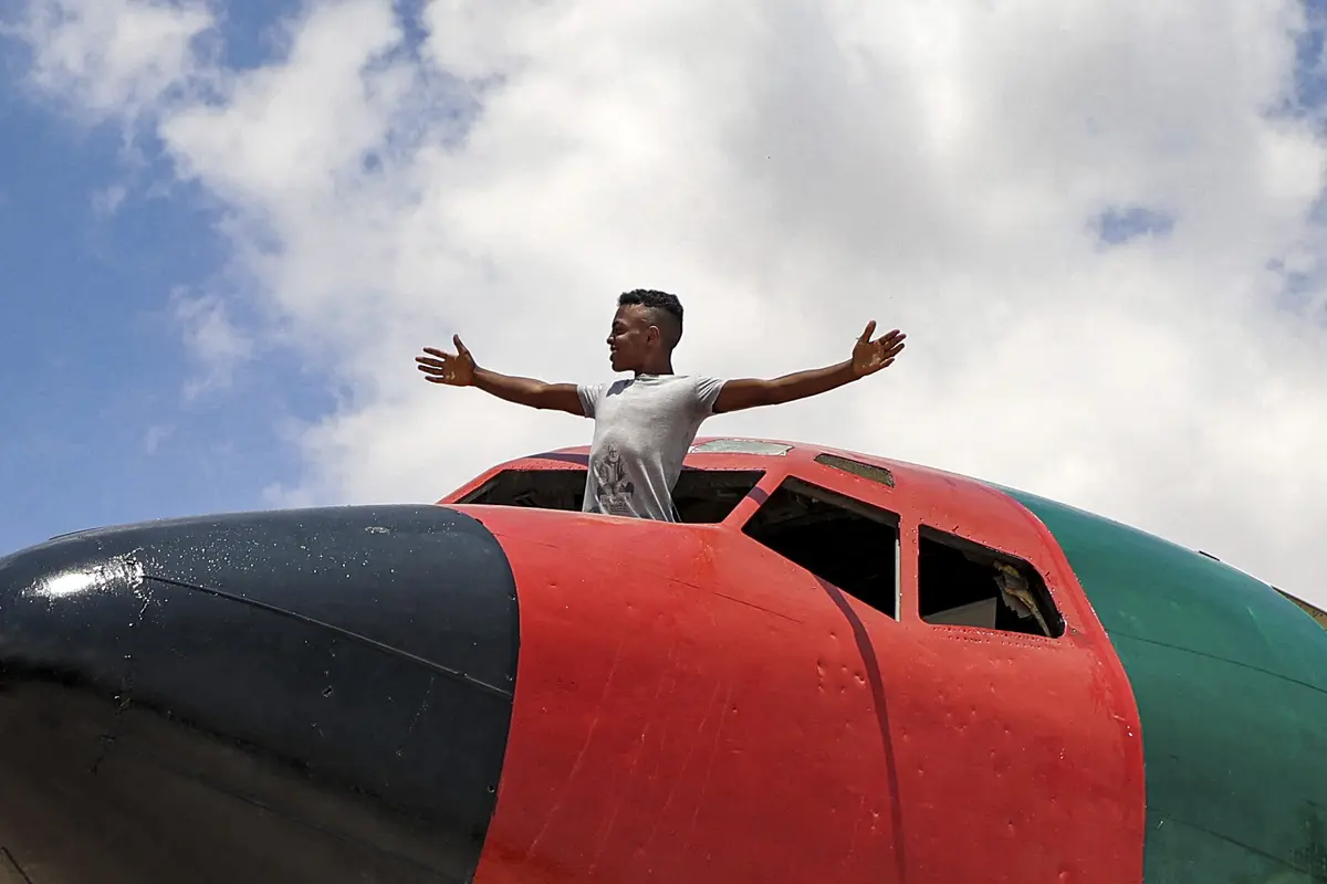 Saudara Kembar Palestina Sulap Boeing 707 Jadi Restoran