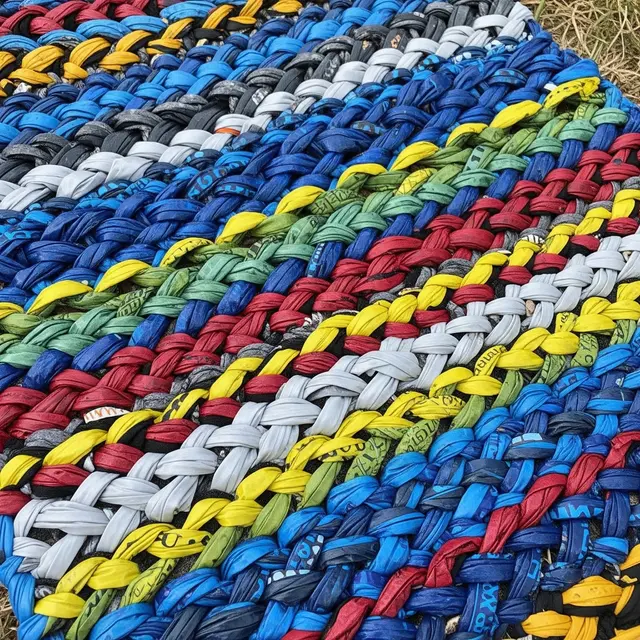 Ide Daur Ulang Kantong Plastik yang Praktis dan Bermanfaat