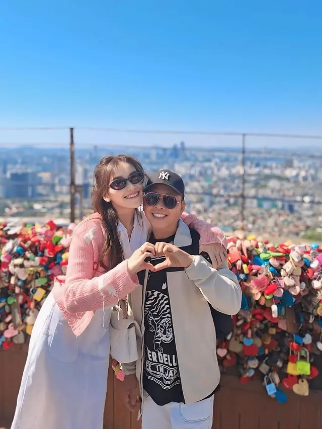 Ayu Ting Ting dan Ayah Ojak (Instagram/ayutingting92)