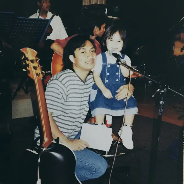 6 Potret Lawas Masa Kecil Chika Bagaskara, Dekat dengan Ira Wibowo Sedari Dulu