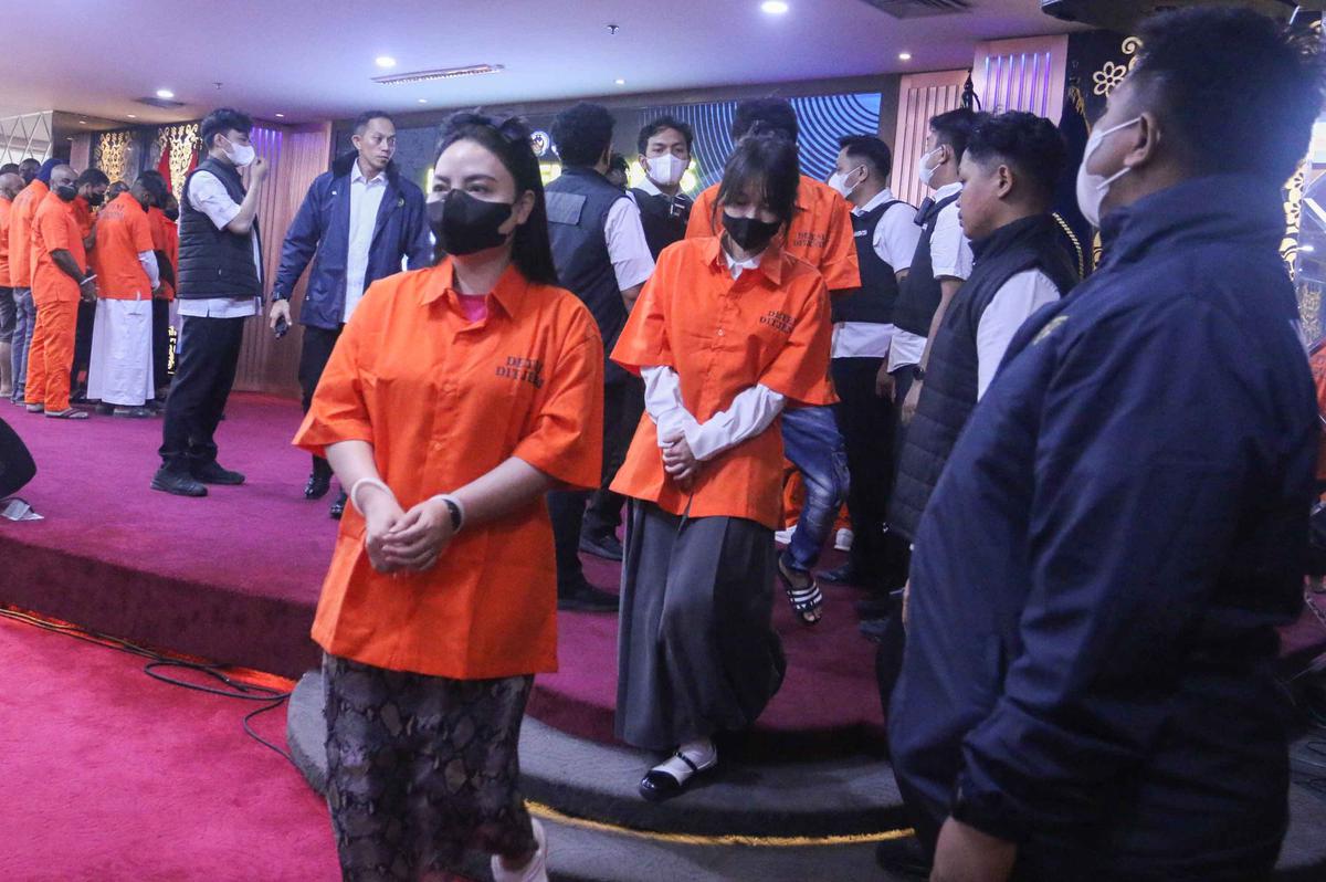 FOTO: Operasi Wira Waspada: 196 WNA Diamankan, Banyak Gunakan Izin Tinggal dan Investor Fiktif