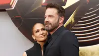 Ben Affleck Berikan Hadiah Perceraian Rumah Rp 1 Triliun untuk Jennifer Lopez