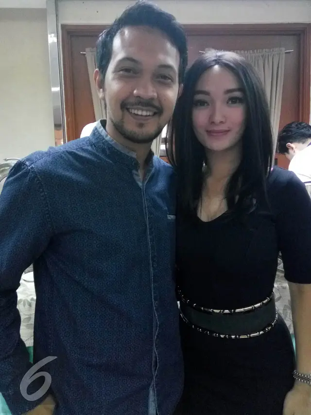 Zaskia Gotik dan Arief Fitriansyah
