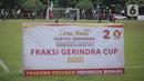 Pertandingan sepak bola dalam rangkaian HUT Gerindra ke-15 di Lapangan Sepak bola DPR RI, Jakarta, Selasa (31/1/2023). Sejumlah kegiatan dilaksanakan dalam rangkaian HUT Gerinda Ke-15 yang digelar sederhana dan tidak secara foya-foya. (Liputan6.com/Faizal Fanani)