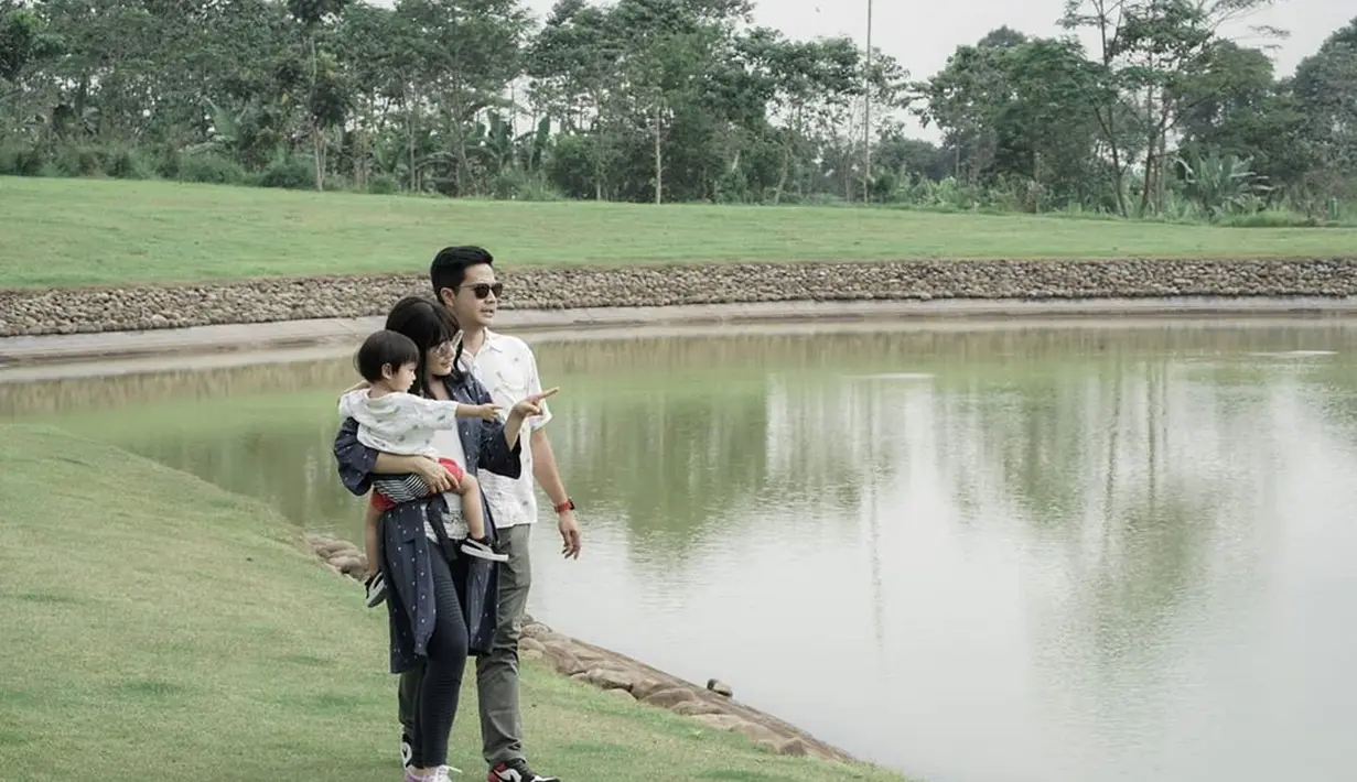 Ardina Rasti dan Andhika (Instagram/ardinarasti6)