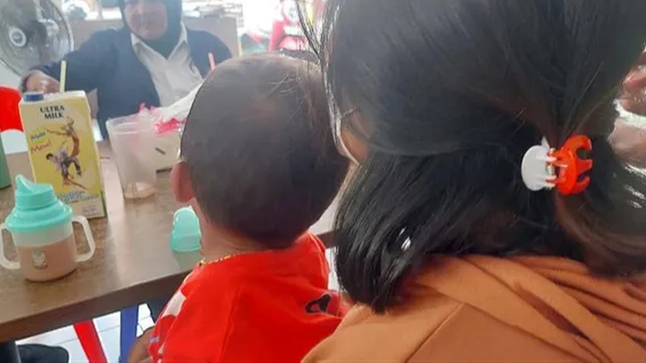 Bagi masyarakat yang mengalami batuk, pilek, demam bisa segera dibawa ke fasilitas kesehatan (Faskes) terdekat. Khususnya kepada bayi dan balita yang alami makan serta menyusunya berkurang.