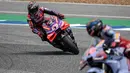 Sesi Kualifikasi 2 (Q2) diwarnai drama, di mana Marc Marquez mengalami kecelakaan di tikungan 3. (Lillian SUWANRUMPHA/AFP)