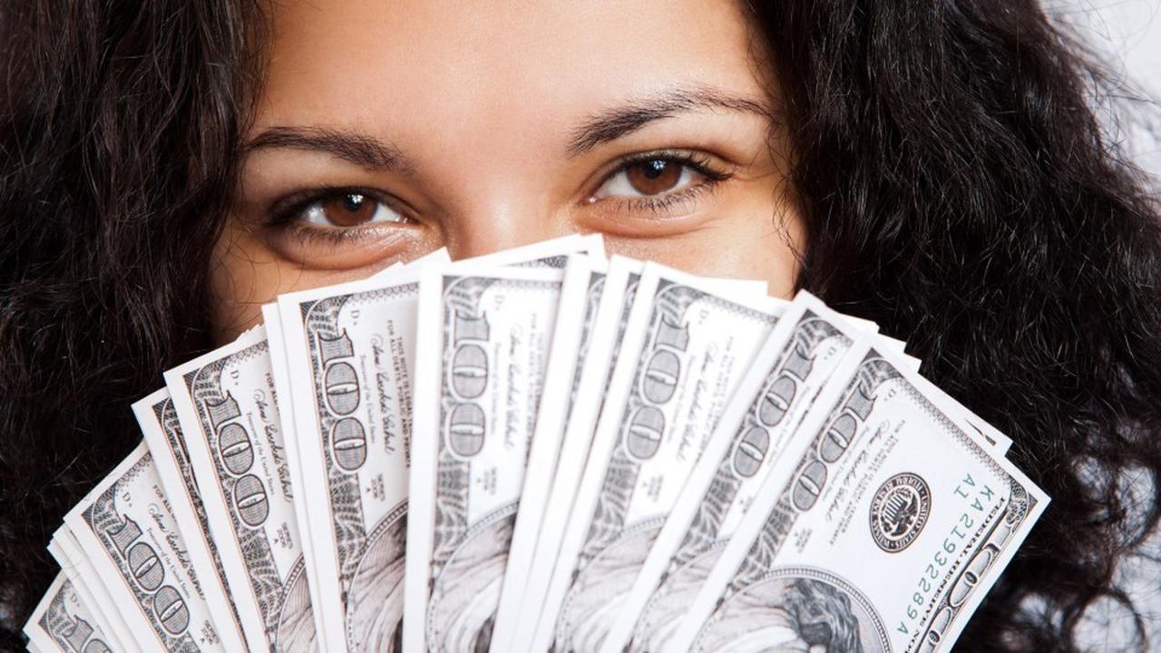 Kondisi Keuangan Baik atau Buruk di 2018? Cek Hoki Shio di Sini