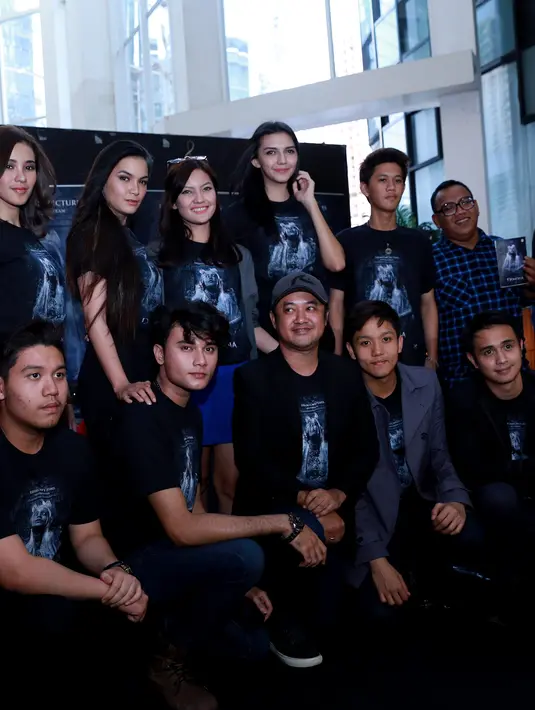 Hingga akhirnya Rere begitu gadis belia itu dipanggil, dipercaya produser 'Demona' untuk menjadi pemeran utama. (Wimbarsana Kewas/Bintang.com) 