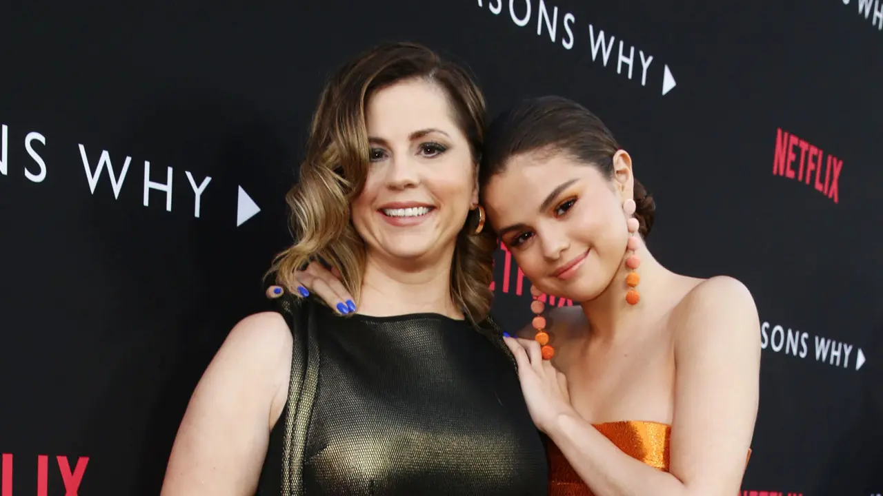 [Bintang] Selena Gomez dan ibunya
