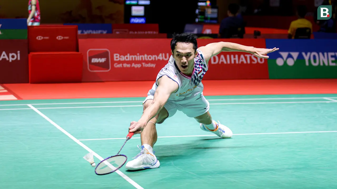 Foto: Melangkah ke Semifinal Indonesia Masters 2025, Jonatan Christie Sempat Dipersulit Kenta Nishimoto