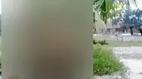 Video berdurasi 5 menit 46 detik tersebut memperlihatkan seorang siswi melakukan tindakan kekerasan kepada siswi lainnya di taman sekolah.