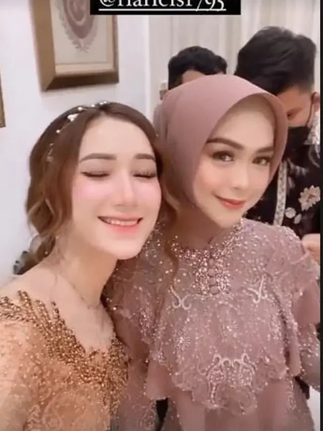 7 Momen Siraman Ria Ricis Jelang Pernikahan, Penuh Kebahagiaan
