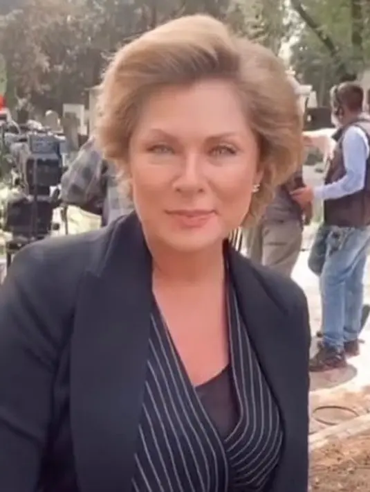 Setelah dua puluh tahun berlalu, seperti inilah penampilan Leticia Calderon terkini yang sudah berumur setengah abad. (Foto: instagram.com/letycalderon97)