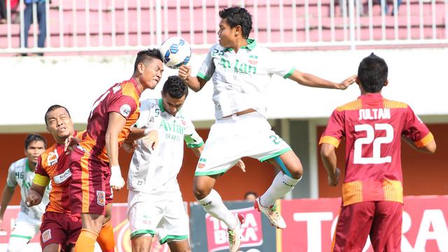 Surabaya United vs Pusamania Borneo FC