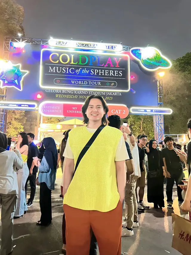 [Fimela] Roger Danuarta