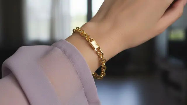 Gelang Rantai (Chain Bracelet) (Gemini AI)