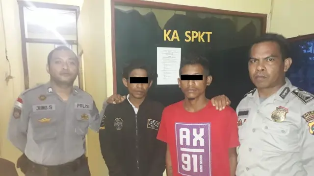 2 Pemuda kakak beradik ditangkap polisi Manggarai Timur gaara-gara menganiaya ayah kandungnya. (Foto: Liputan6.com/Ola Keda)