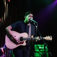 Foto konser Melawan Asap (Yunan Laziale/bintang.com)