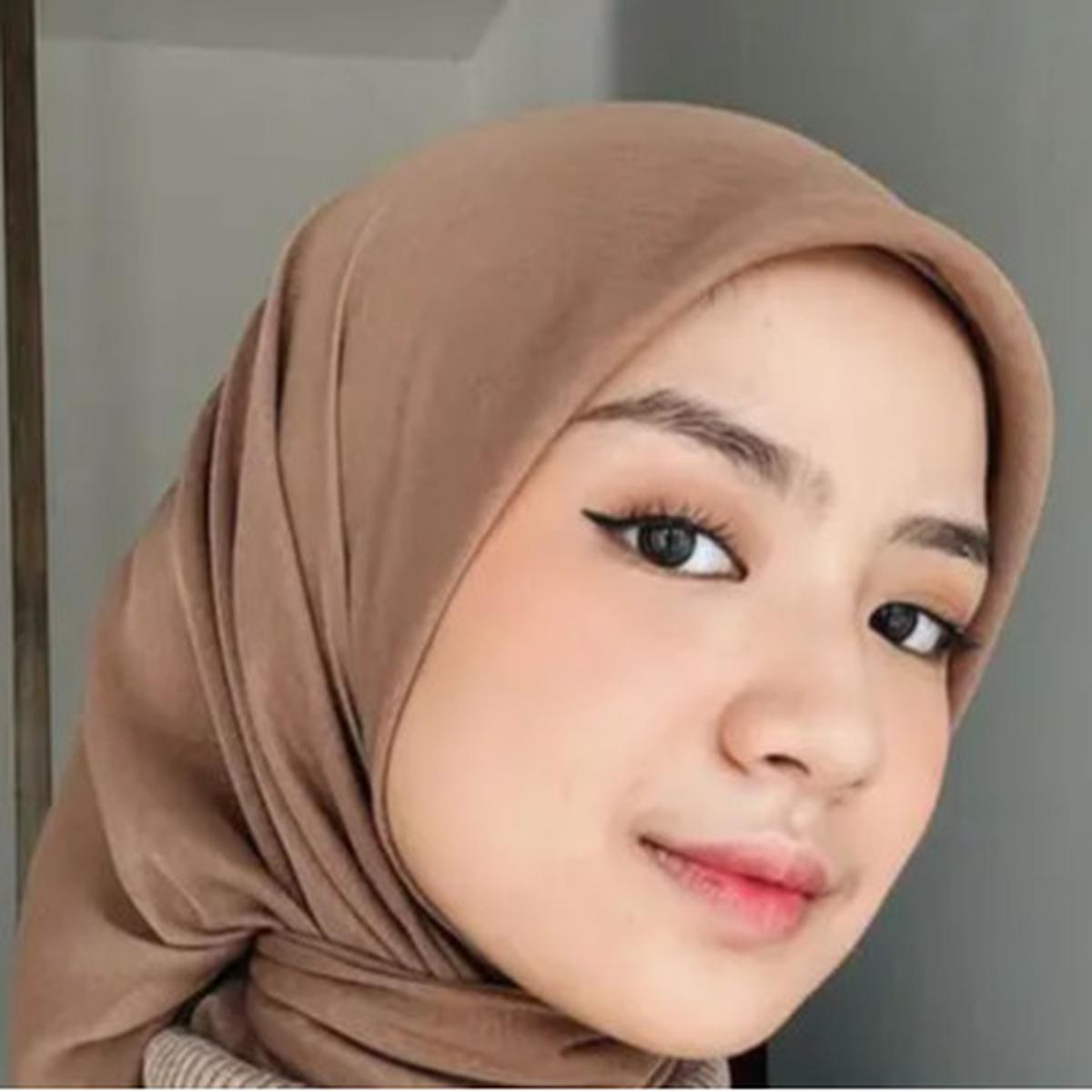 Inspirasi hijab Nashwa Zahira