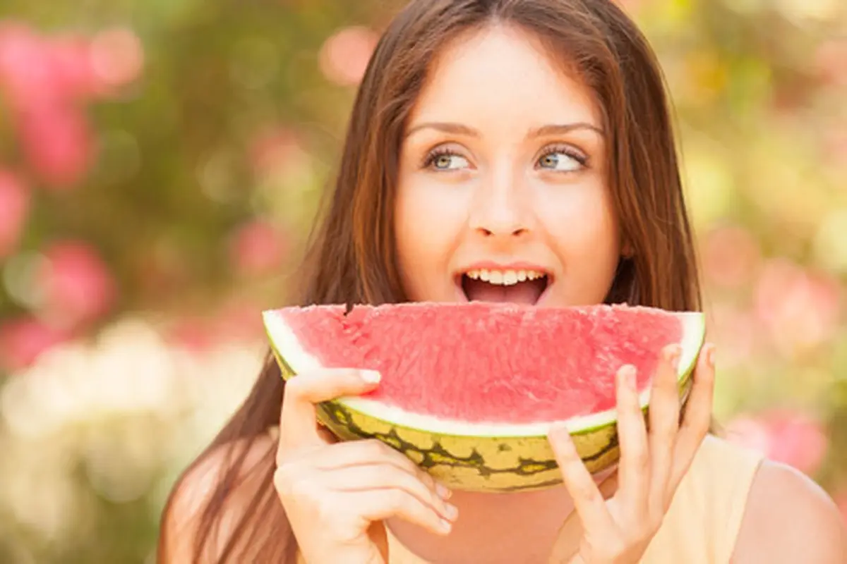 (c) shutterstock