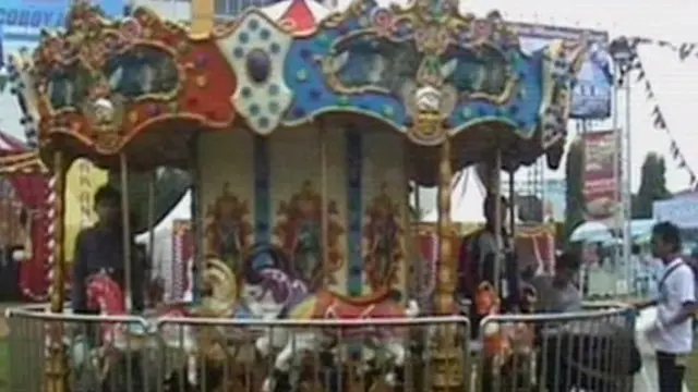 Liputan6 Petang 22-02-2014 |3| Meriahnya Karnaval SCTV, Hidup Bersama Phyton