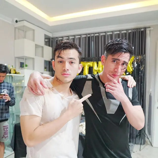 6 Potret Persahabatan Rizky Nazar dan Verrell Bramasta, Bak Saudara Kandung