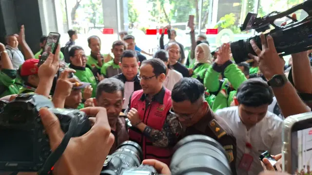 Nadiem Makarim hadir di sidang