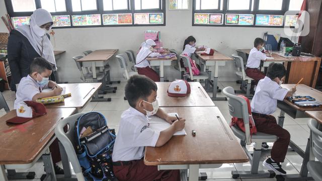 Antusiasme Murid Kelas 1 SD Ikuti Pembelajaran Tatap Muka