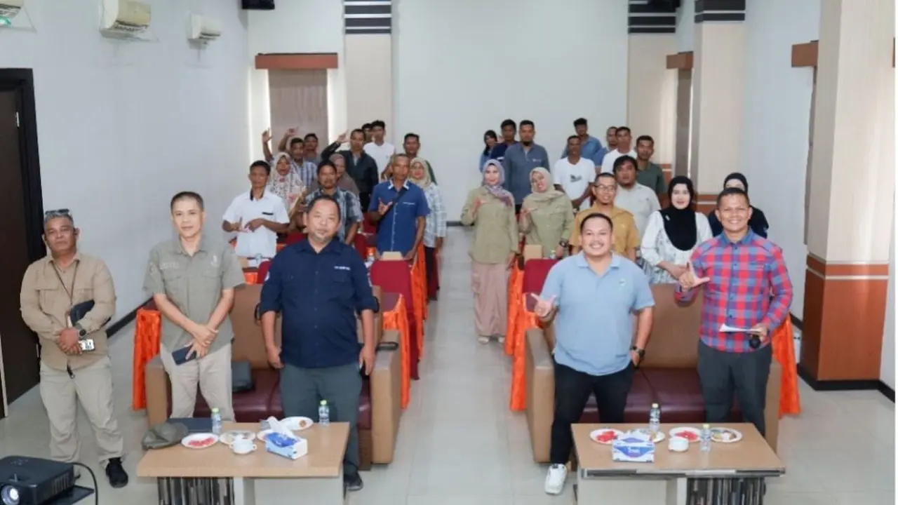 Peserta Bimbingan Teknis Usaha Pemanfaatan Kawasan Perhutanan Sosial, yang terdiri dari 15 perwakilan kelompok pengelola perhutanan sosial (Istimewa)
